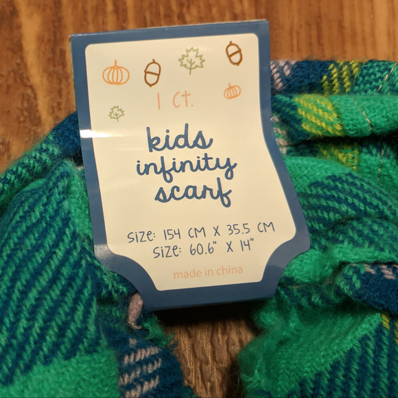 2 pcs Kid Infinity Scarf - Green - Picture 6 of 6